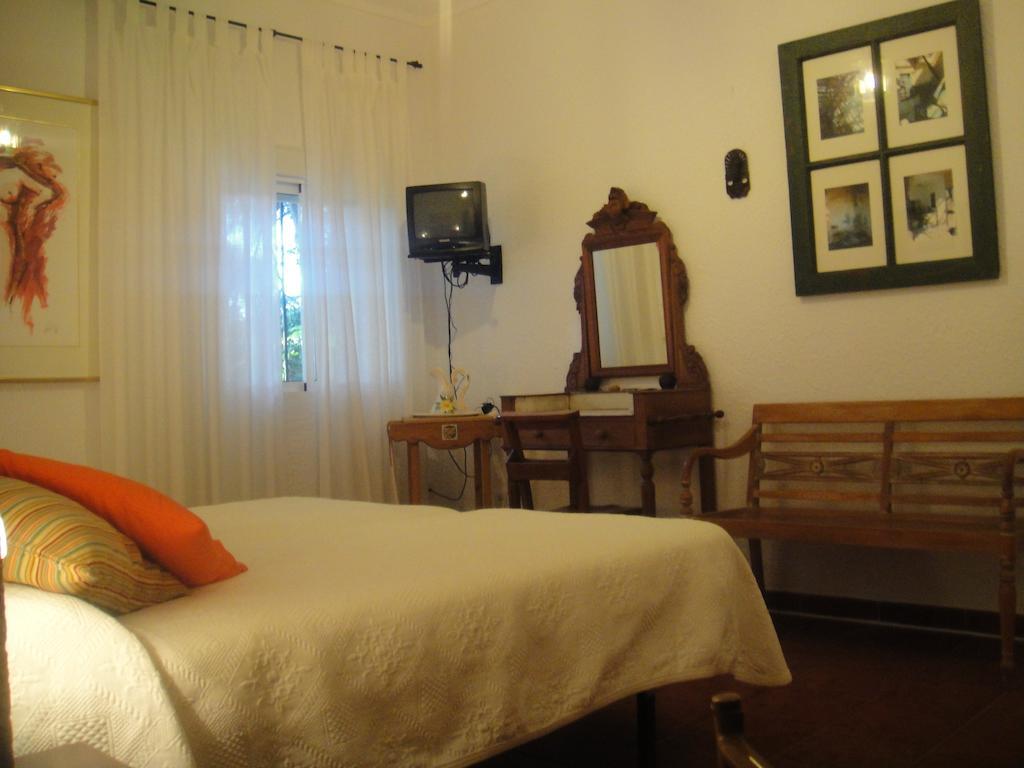 Casa La Felicidad Hotel Chiclana de la Frontera Ruang foto