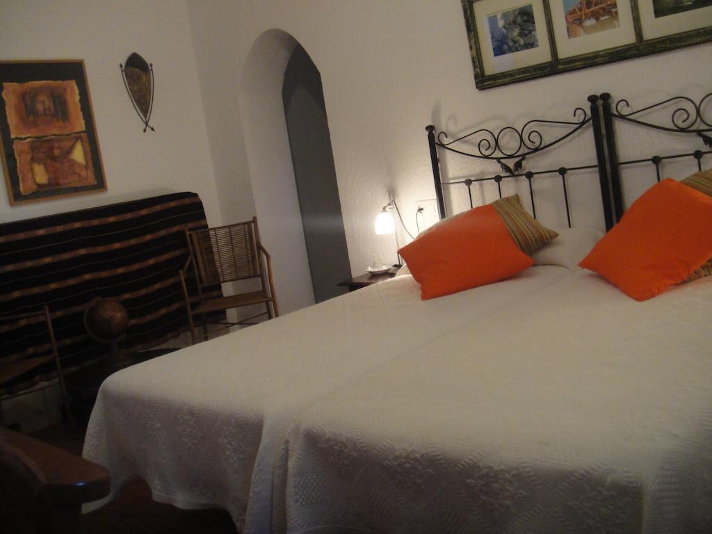 Casa La Felicidad Hotel Chiclana de la Frontera Ruang foto
